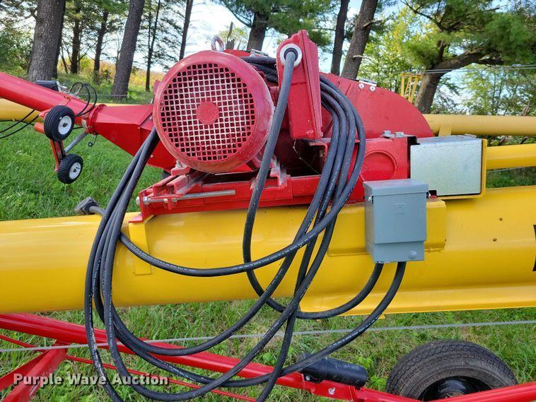 image for item EA2582 2019 Westfield WRX 10-31 auger