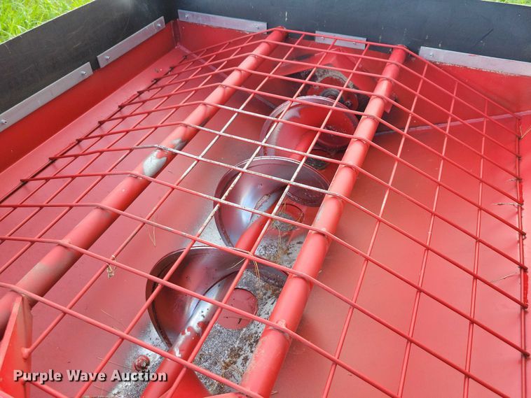 image for item EA2582 2019 Westfield WRX 10-31 auger