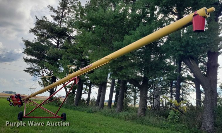 image for item EA2583 2015 Westfield MKX 100-73 auger