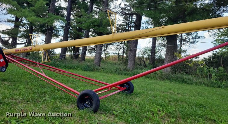 image for item EA2583 2015 Westfield MKX 100-73 auger