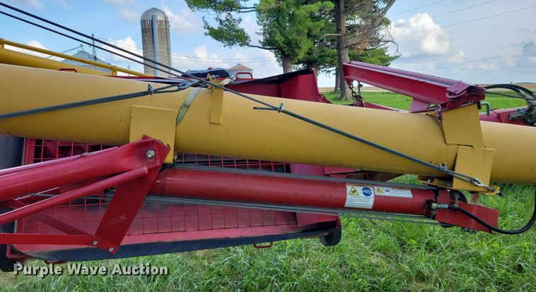 image for item EA2583 2015 Westfield MKX 100-73 auger