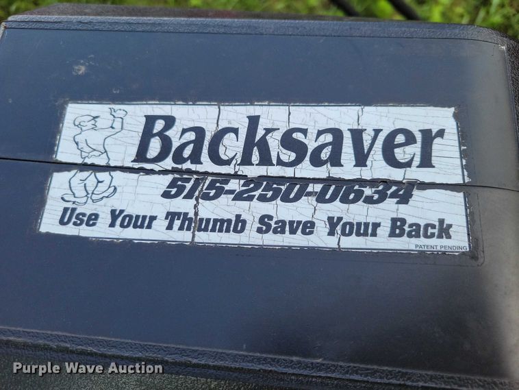 image for item EA2583 2015 Westfield MKX 100-73 auger