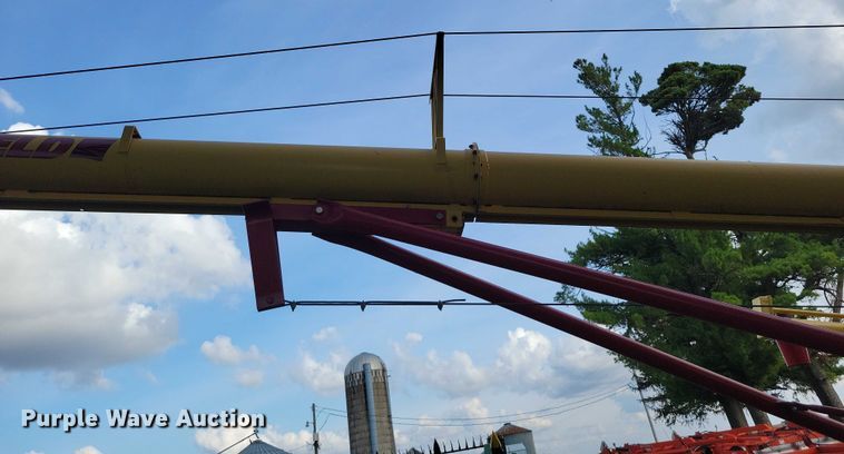 image for item EA2583 2015 Westfield MKX 100-73 auger