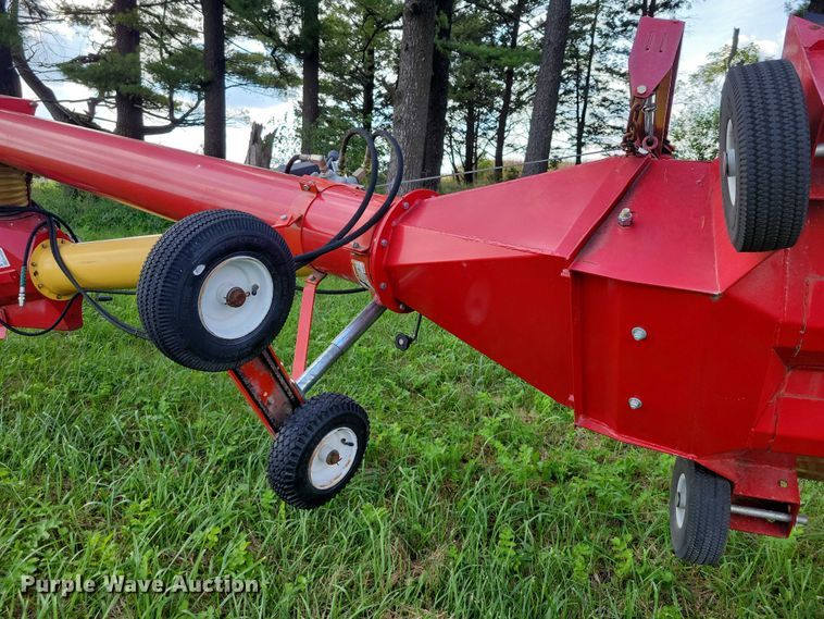 image for item EA2583 2015 Westfield MKX 100-73 auger