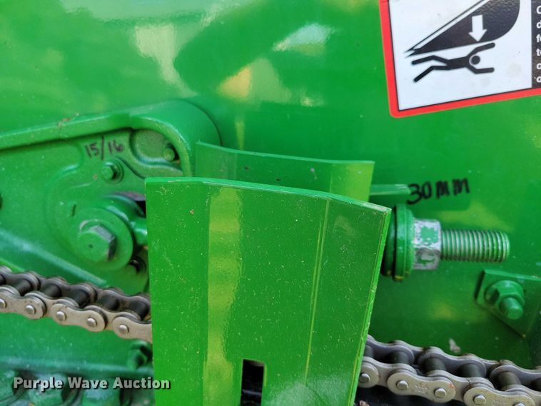 image for item EA2584 2019 John Deere  S760 combine