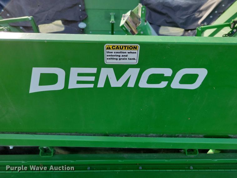 image for item EA2584 2019 John Deere  S760 combine