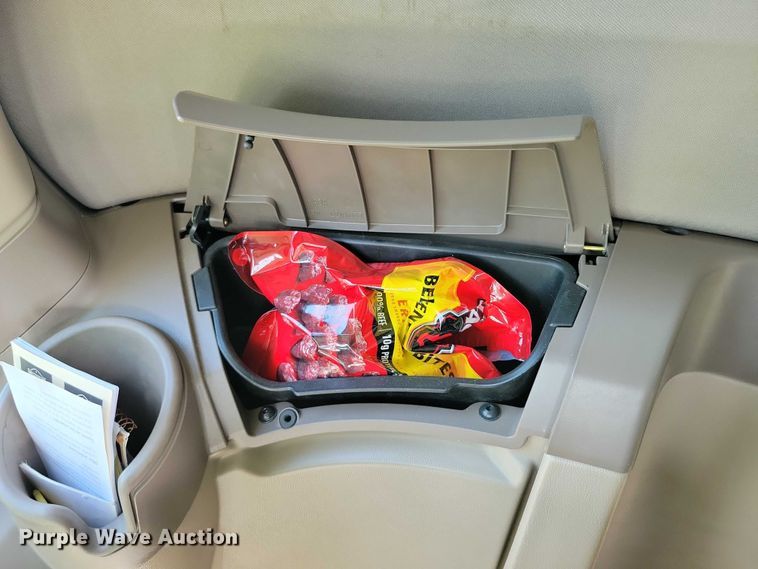 image for item EA2584 2019 John Deere  S760 combine