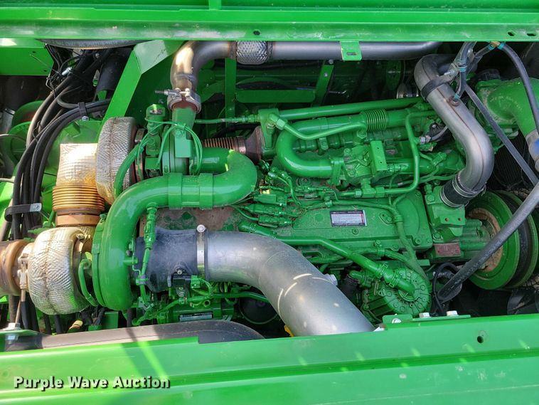 image for item EA2584 2019 John Deere  S760 combine