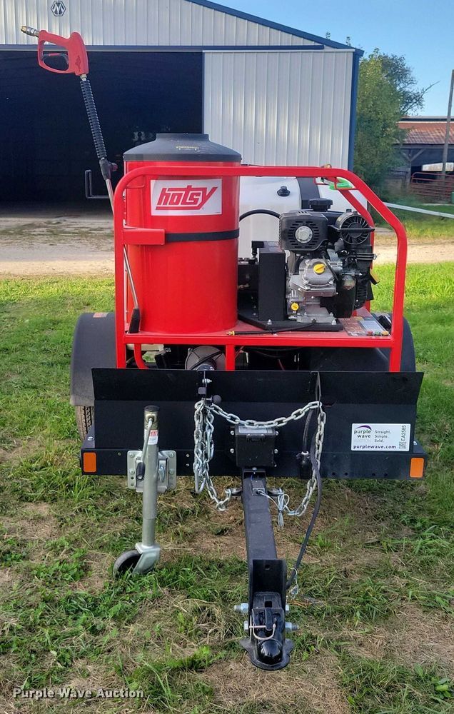 image for item EA2585 2024 Hotsy 965B pressure washer