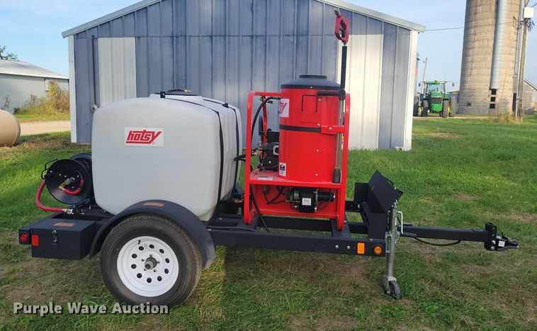 image for item EA2585 2024 Hotsy 965B pressure washer