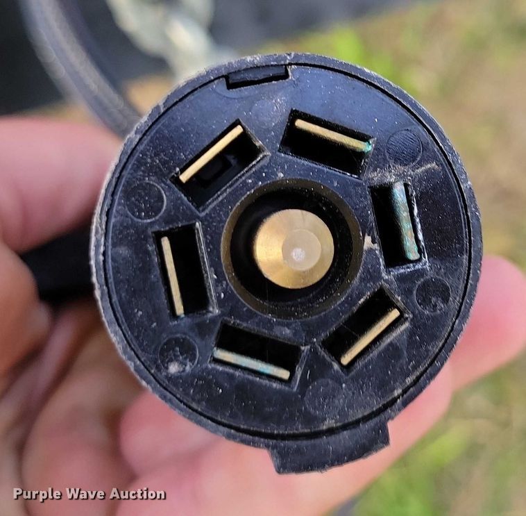 image for item EA2585 2024 Hotsy 965B pressure washer