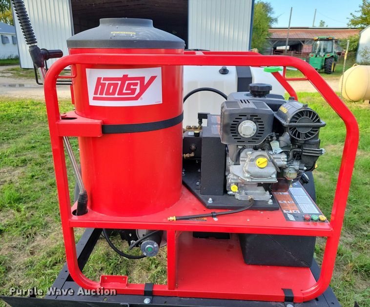 image for item EA2585 2024 Hotsy 965B pressure washer