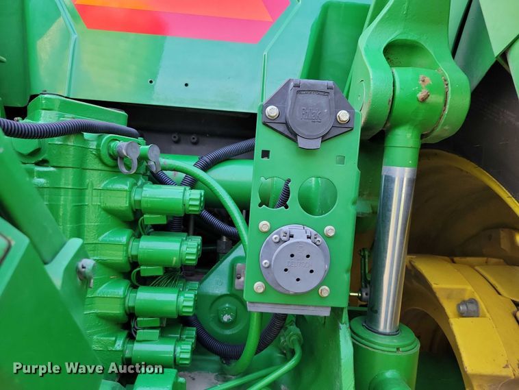 image for item EA2586 2003 John Deere  8320 MFWD tractor