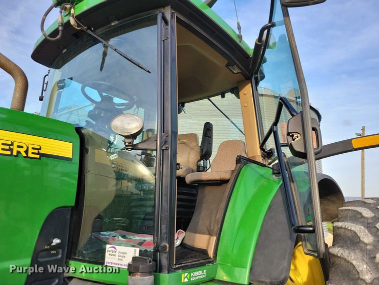 image for item EA2586 2003 John Deere  8320 MFWD tractor