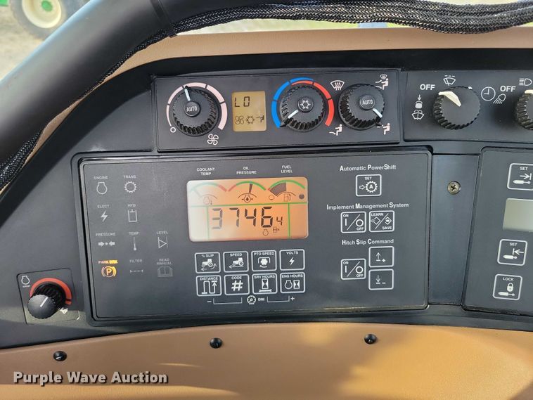 image for item EA2586 2003 John Deere  8320 MFWD tractor