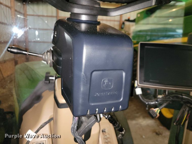 image for item EA2586 2003 John Deere  8320 MFWD tractor