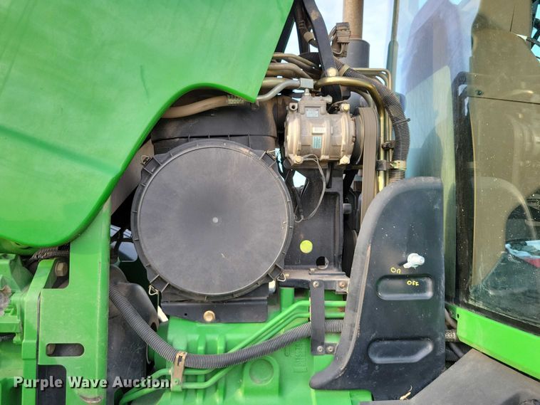 image for item EA2586 2003 John Deere  8320 MFWD tractor