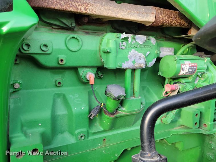 image for item EA2586 2003 John Deere  8320 MFWD tractor