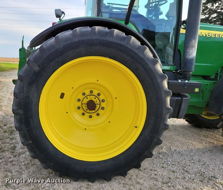 image for item EA2586 2003 John Deere  8320 MFWD tractor