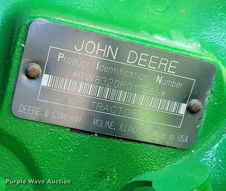 image for item EA2586 2002 John Deere  8320 MFWD tractor