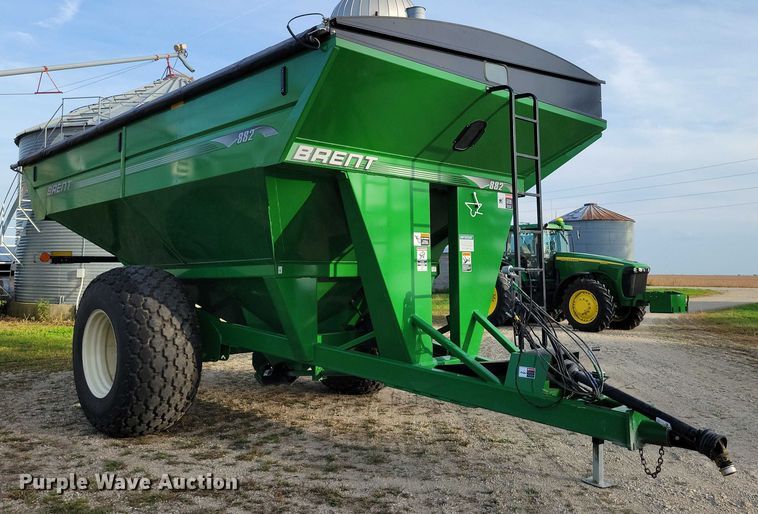image for item EA2587 2013 Brent 882 grain cart