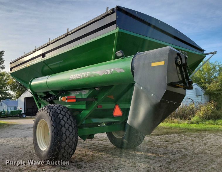 image for item EA2587 2013 Brent 882 grain cart