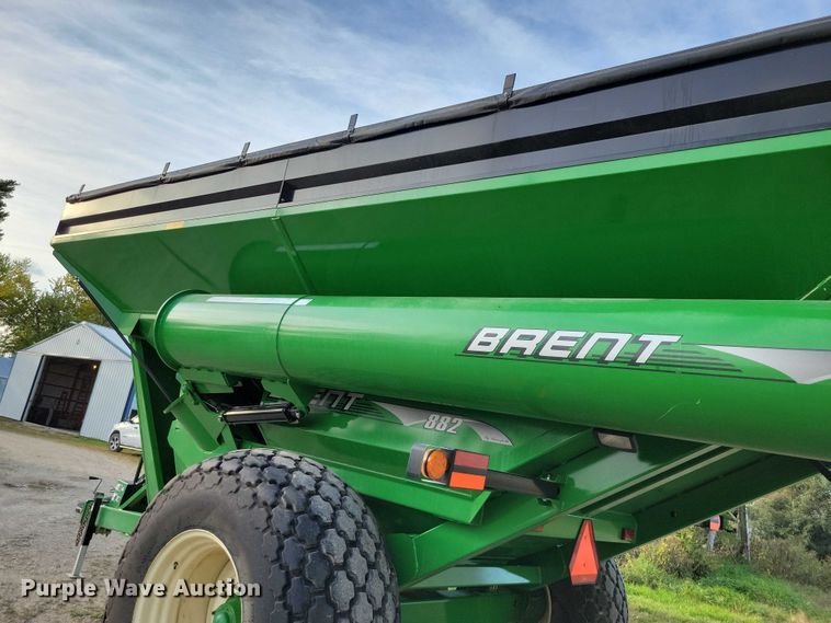 image for item EA2587 2013 Brent 882 grain cart