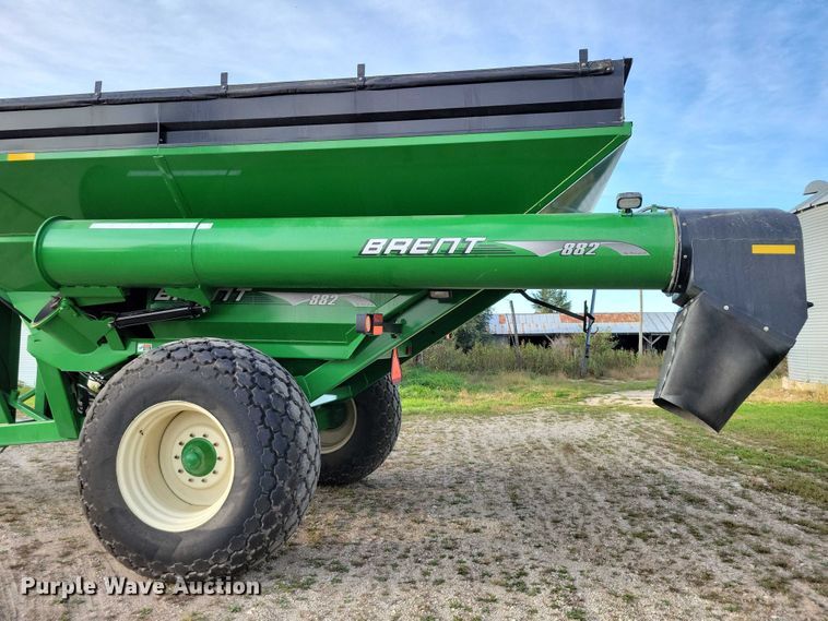 image for item EA2587 2013 Brent 882 grain cart