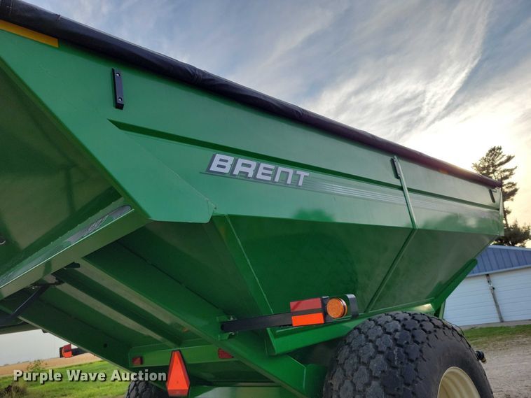 image for item EA2587 2013 Brent 882 grain cart