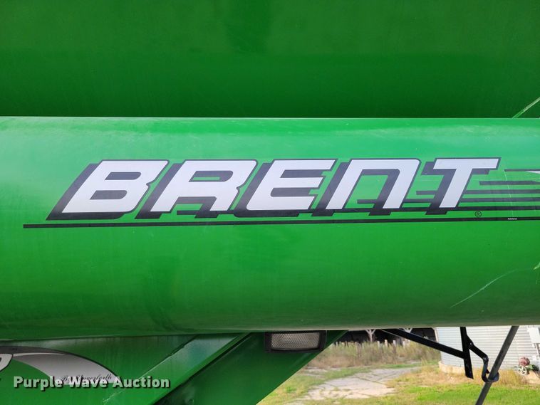 image for item EA2587 2013 Brent 882 grain cart