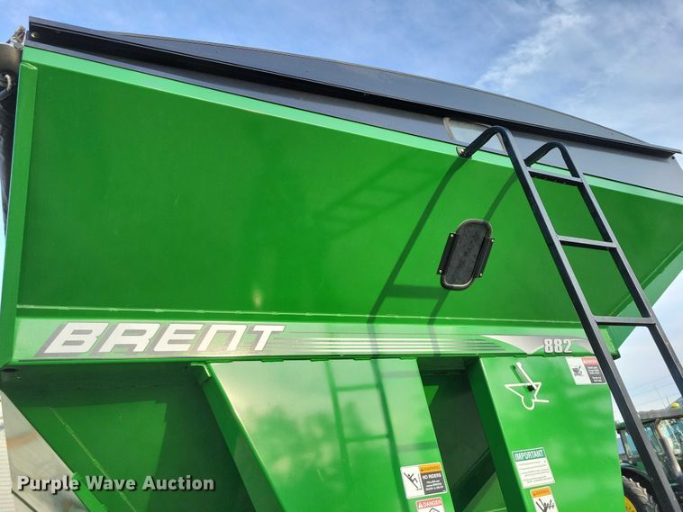 image for item EA2587 2013 Brent 882 grain cart