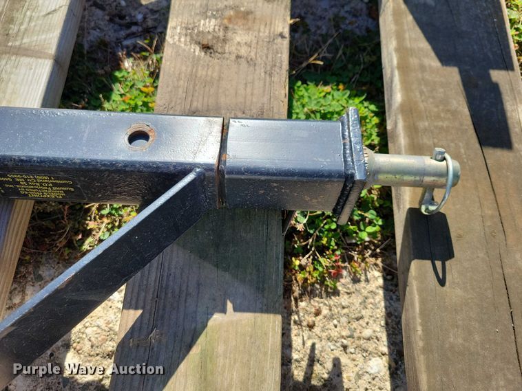 image for item EA2597 Global adapter hitches