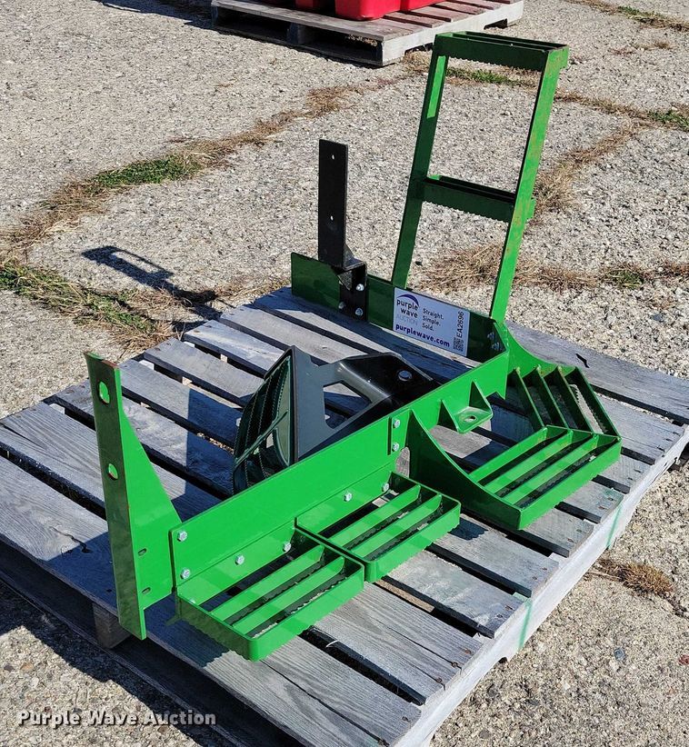 image for item EA2696 K &M Manufacturing  tractor steps