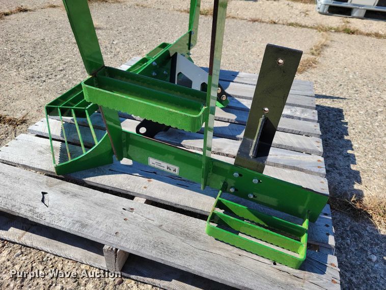 image for item EA2696 K &M Manufacturing  tractor steps