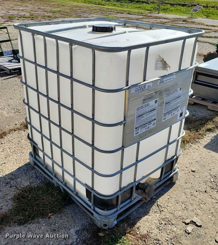 image for item EA2697 Poly tank