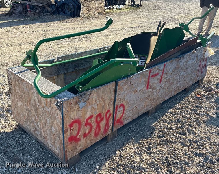 image for item EA7059 2015 John Deere S680 straw spreader kit