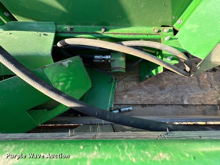 image for item EA7059 2015 John Deere S680 straw spreader kit