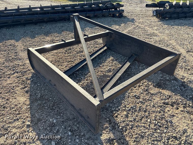 image for item EA7062 Box blade