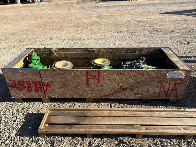 image for item EA7064 John Deere combine parts