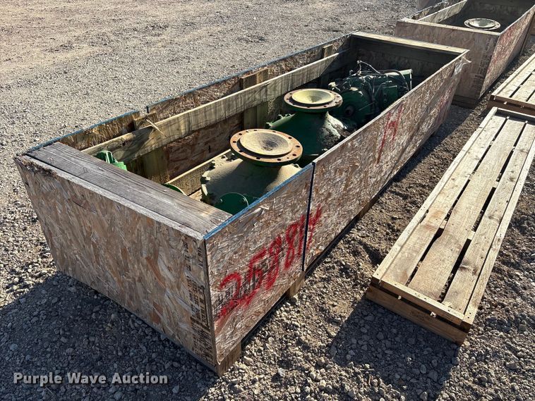 image for item EA7064 John Deere combine parts