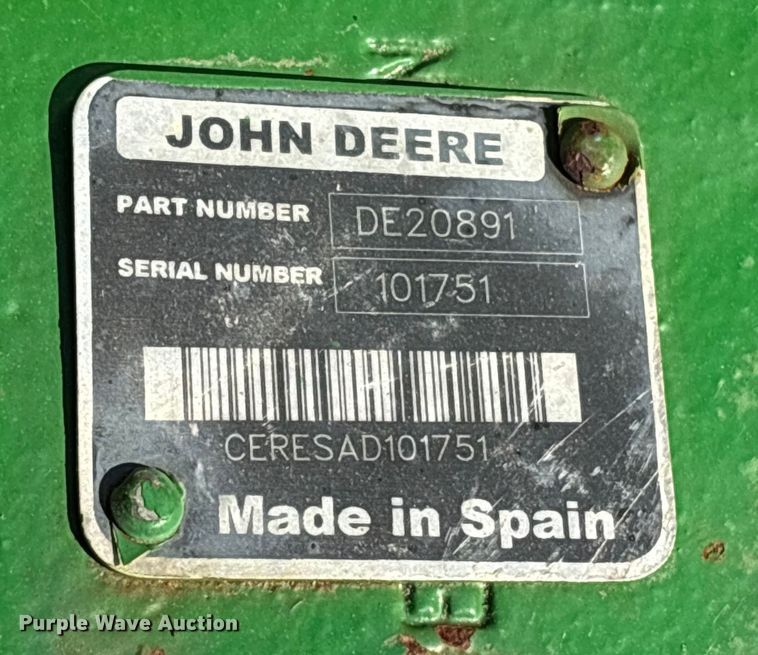 image for item EA7064 John Deere combine parts