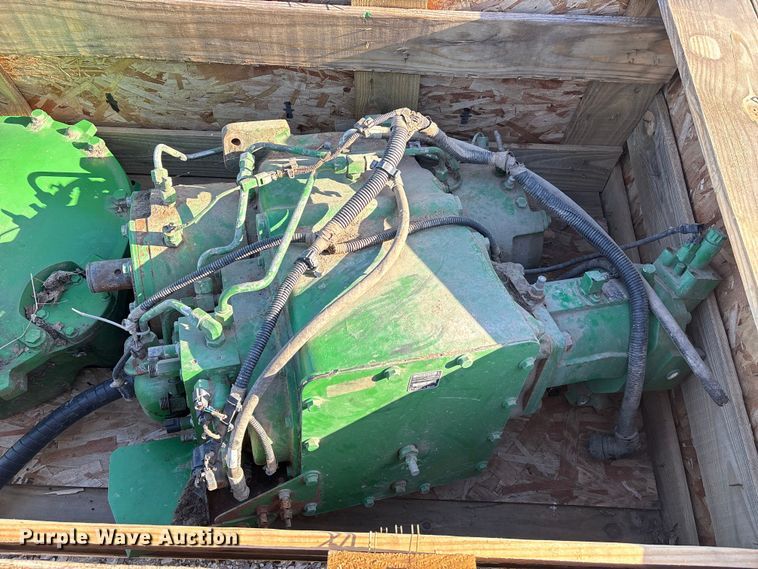 image for item EA7064 John Deere combine parts
