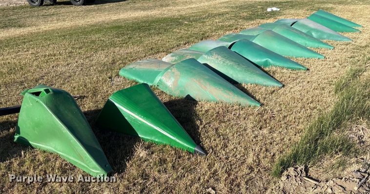 image for item EA7066 John Deere 894 poly snouts