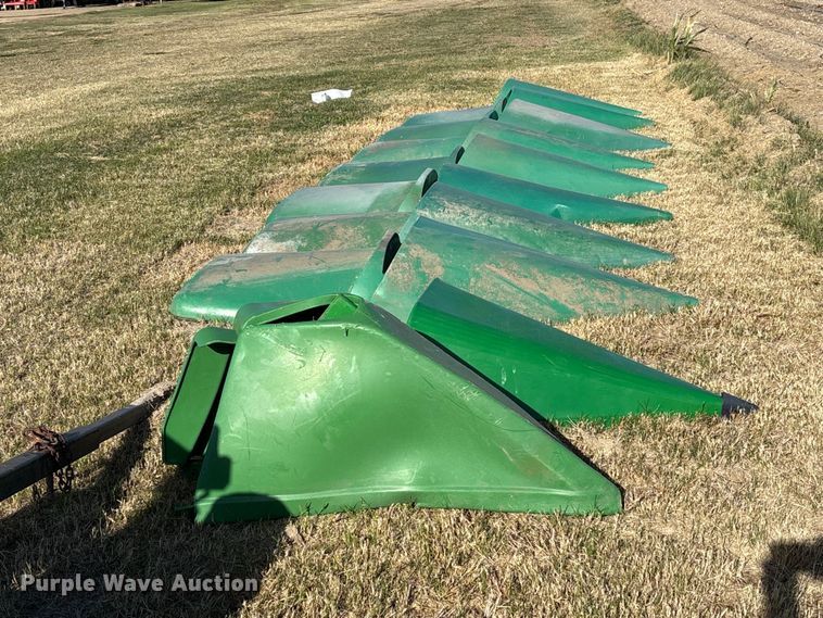 image for item EA7066 John Deere 894 poly snouts