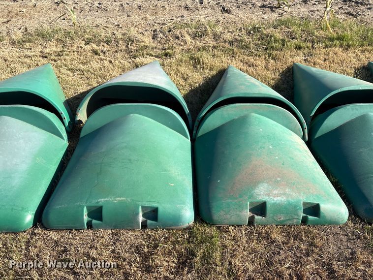 image for item EA7066 John Deere 894 poly snouts