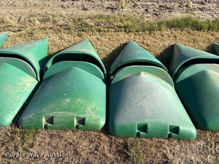 image for item EA7066 John Deere 894 poly snouts
