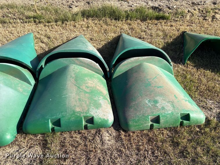 image for item EA7066 John Deere 894 poly snouts