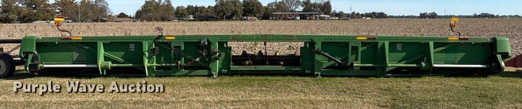 image for item EA7068 Clarke 7071236 corn head