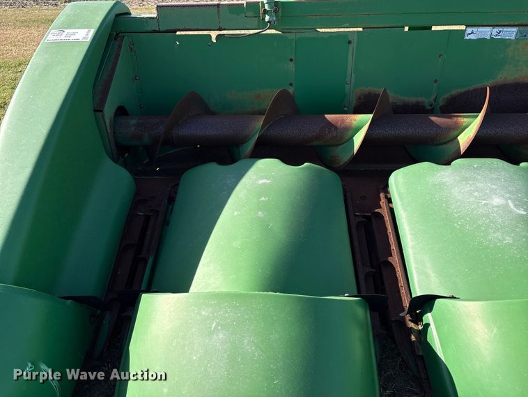 image for item EA7068 Clarke 7071236 corn head