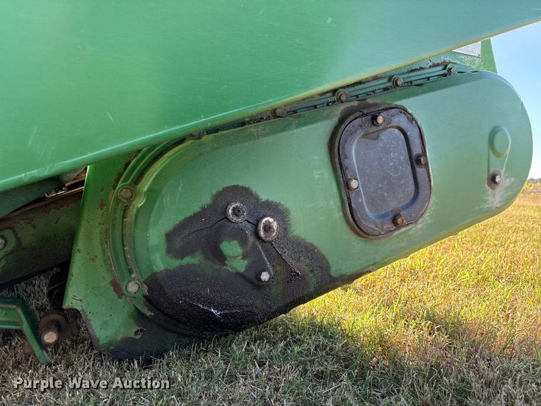 image for item EA7068 Clarke 7071236 corn head